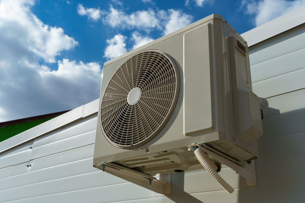 How to Create a Maintenance Schedule for Your Commercial AC System