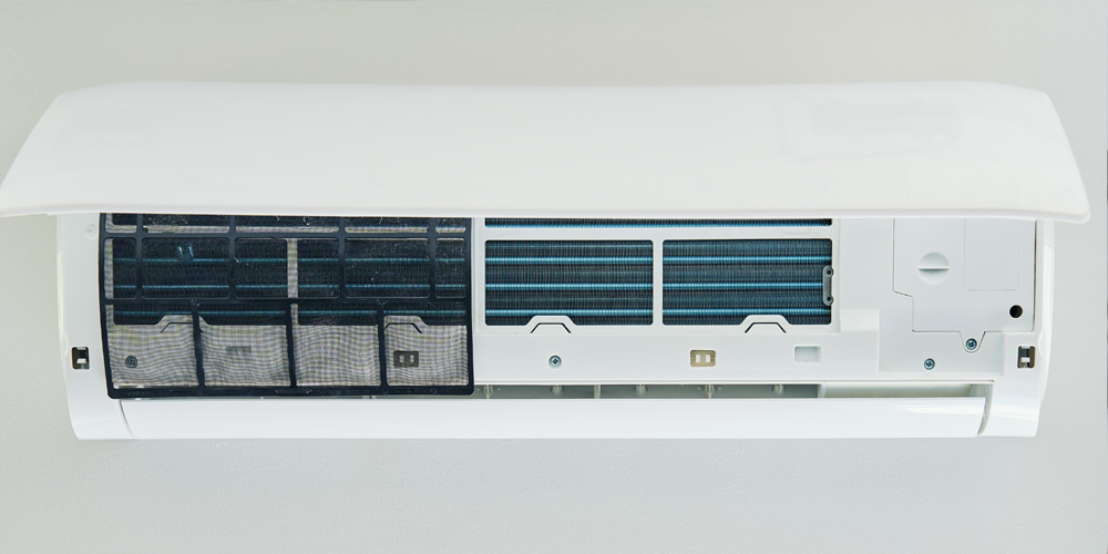 repairs a wall-mounted air conditioner | Chills AC